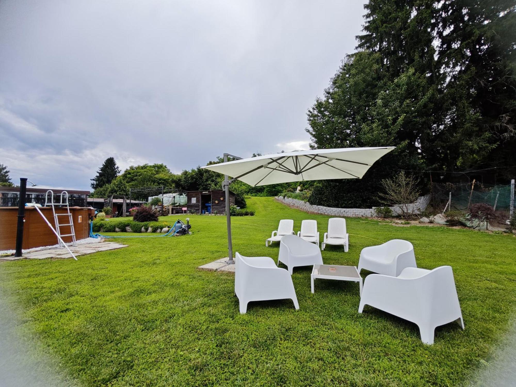 Casa Relax Apartment Laveno-Mombello Exterior photo